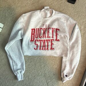 Cropped champion Ohio State sweatshirt only worn a few times